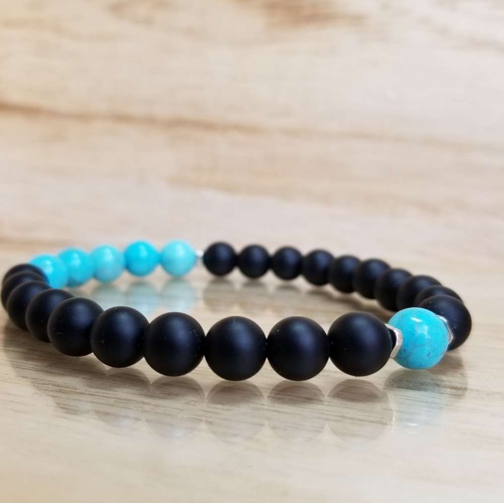 Turquise & Black Onyx Beaded gemstone Bracelet - Picture 6 of 8